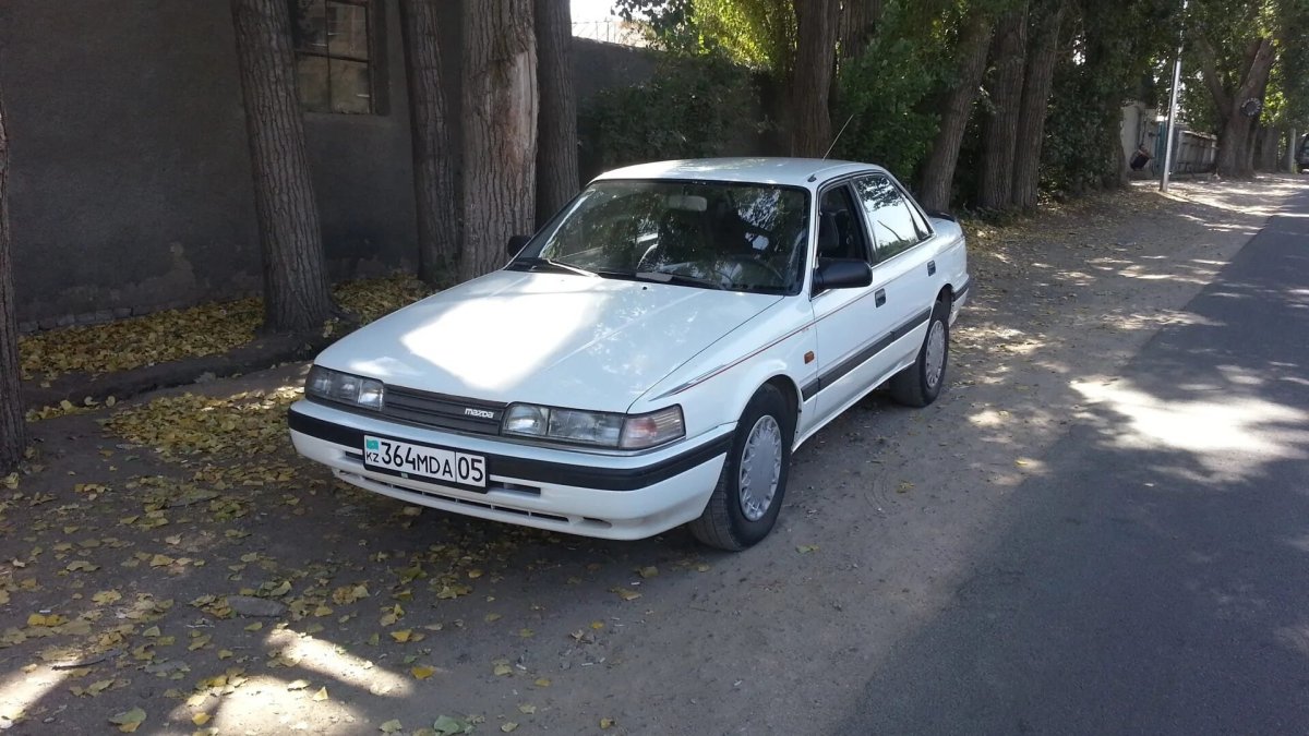 Mazda 626 III (GD), 1989