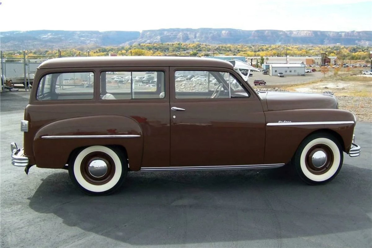 1955 Dodge Cornet 2-Door Suburban Wagon