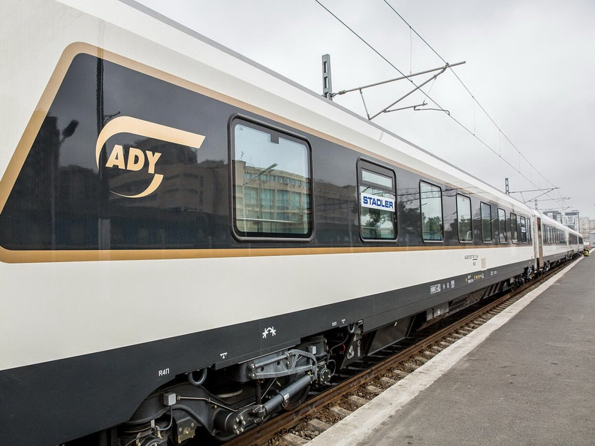 Stadler поезд Тбилиси