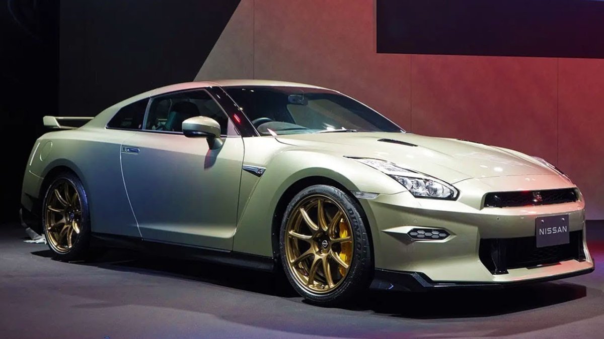 Nissan gt r 2023
