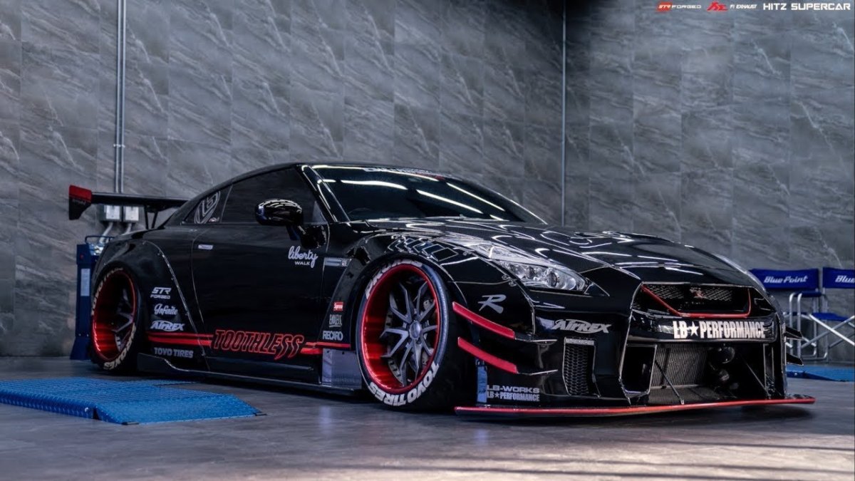 Nissan GTR r35 lb works