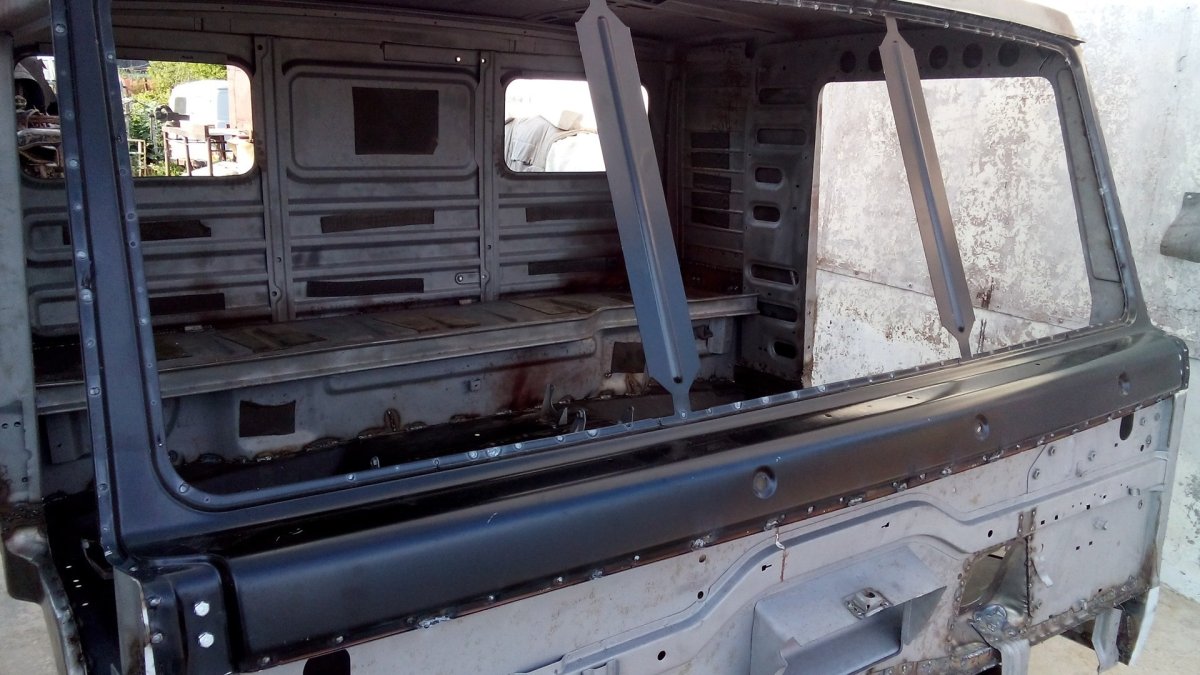 Рамка лобового стекла КАМАЗ 5320