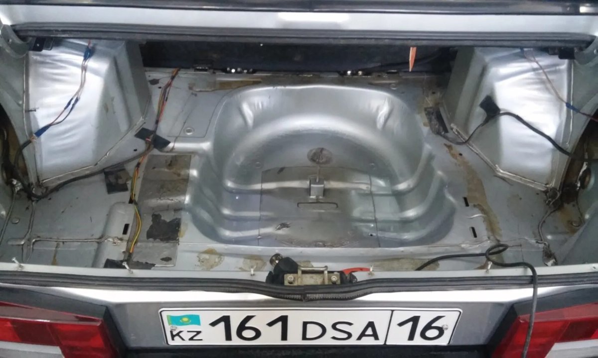 Багажник голый ВАЗ 2110