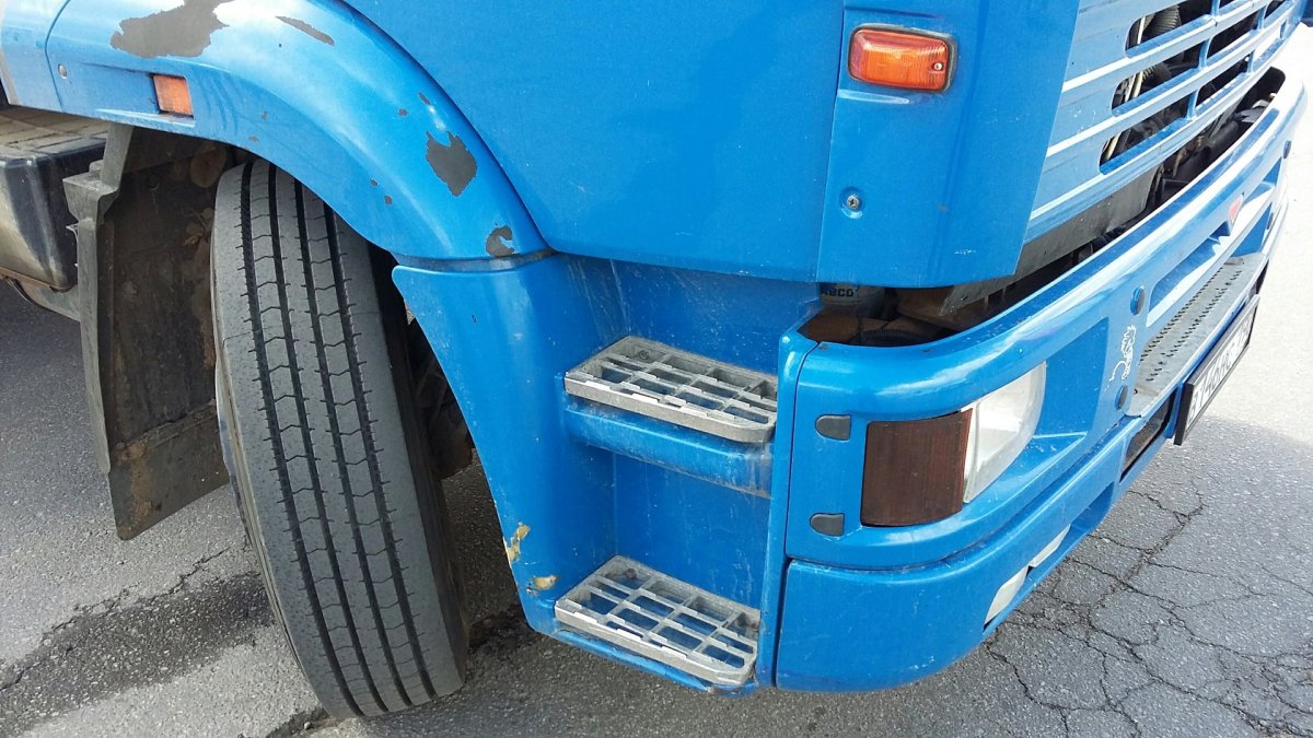 Подножка кабины КАМАЗ-65117