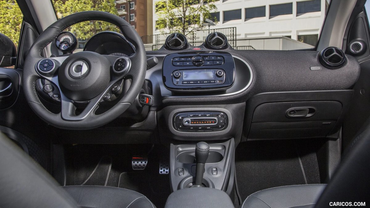 Smart Fortwo 2017 салон