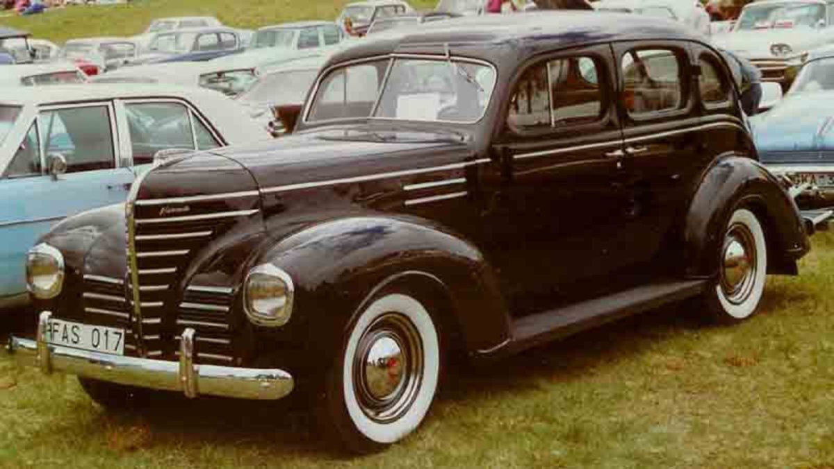 1940 Plymouth sedan