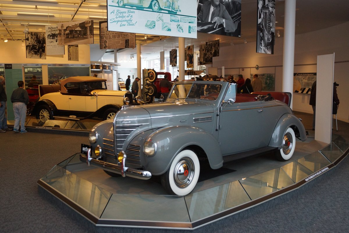 Плимут 1935 года