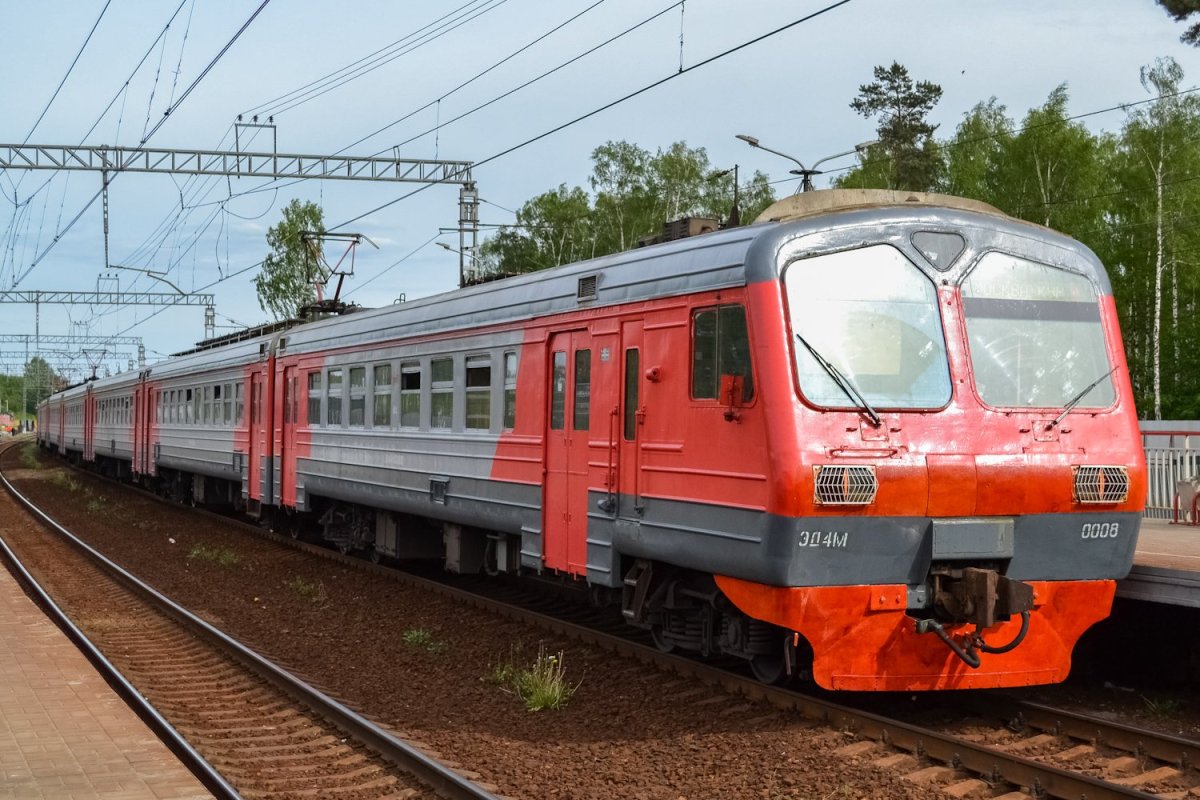 Электропоезд эд4м