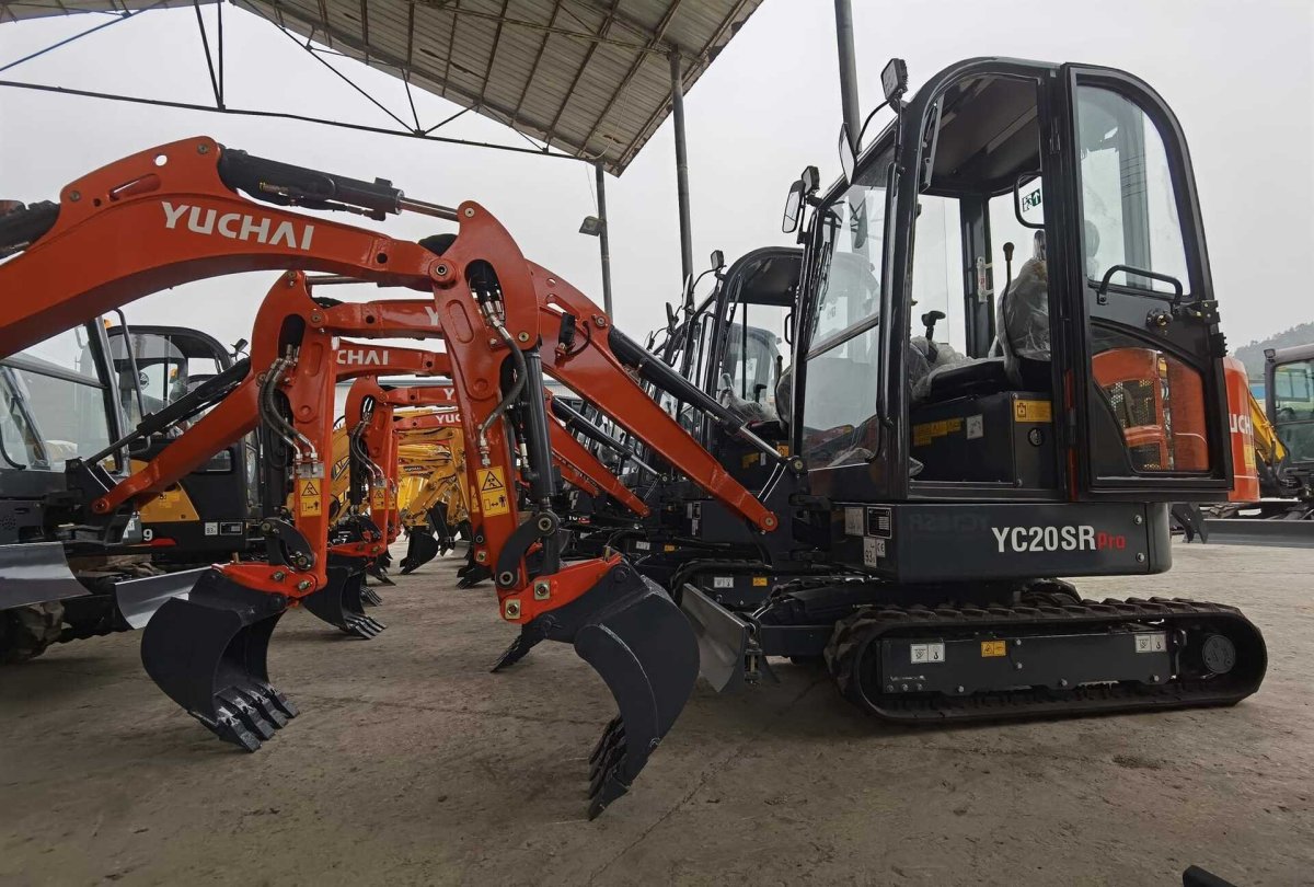 Гусеничный экскаватор Кубота