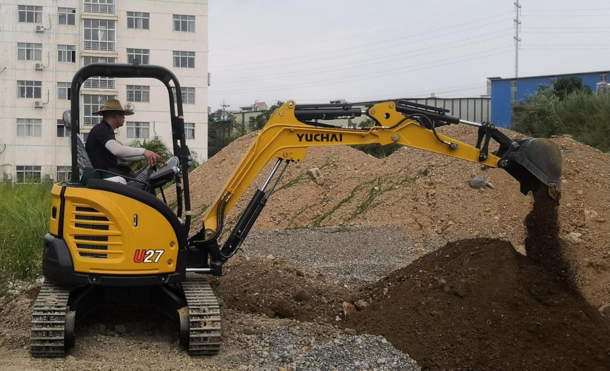 Ючай у 27 экскаватора