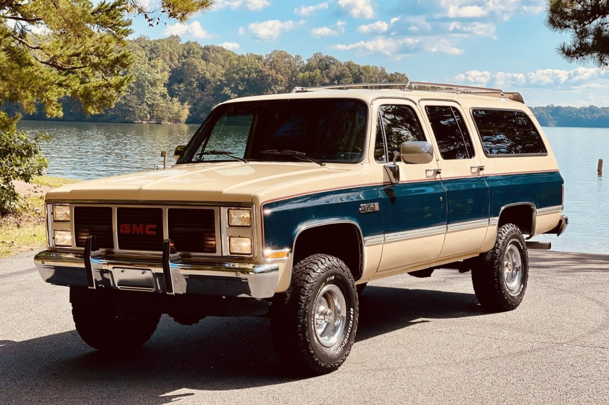 GMC Suburban 1993