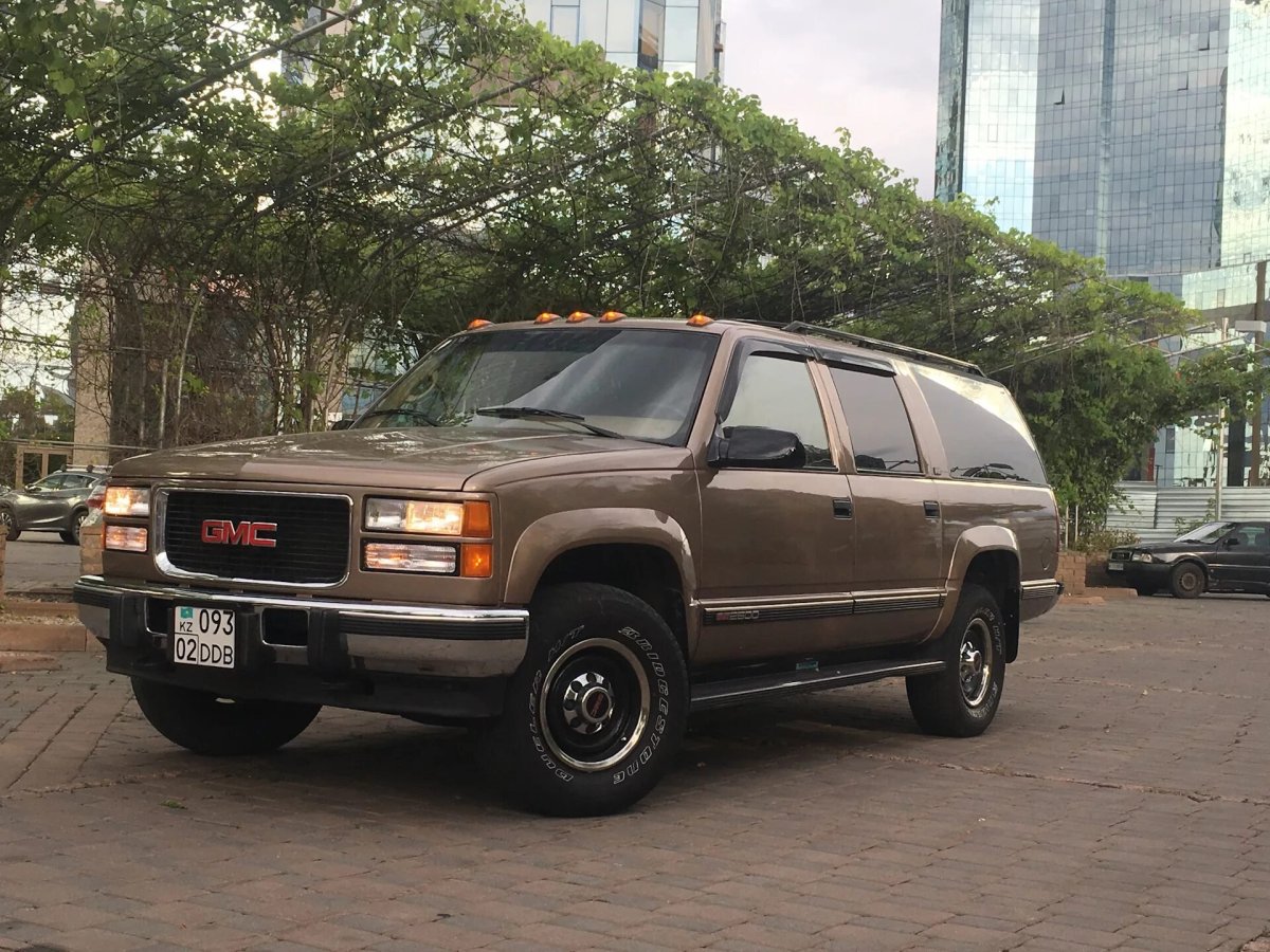 Chevrolet Suburban 1999