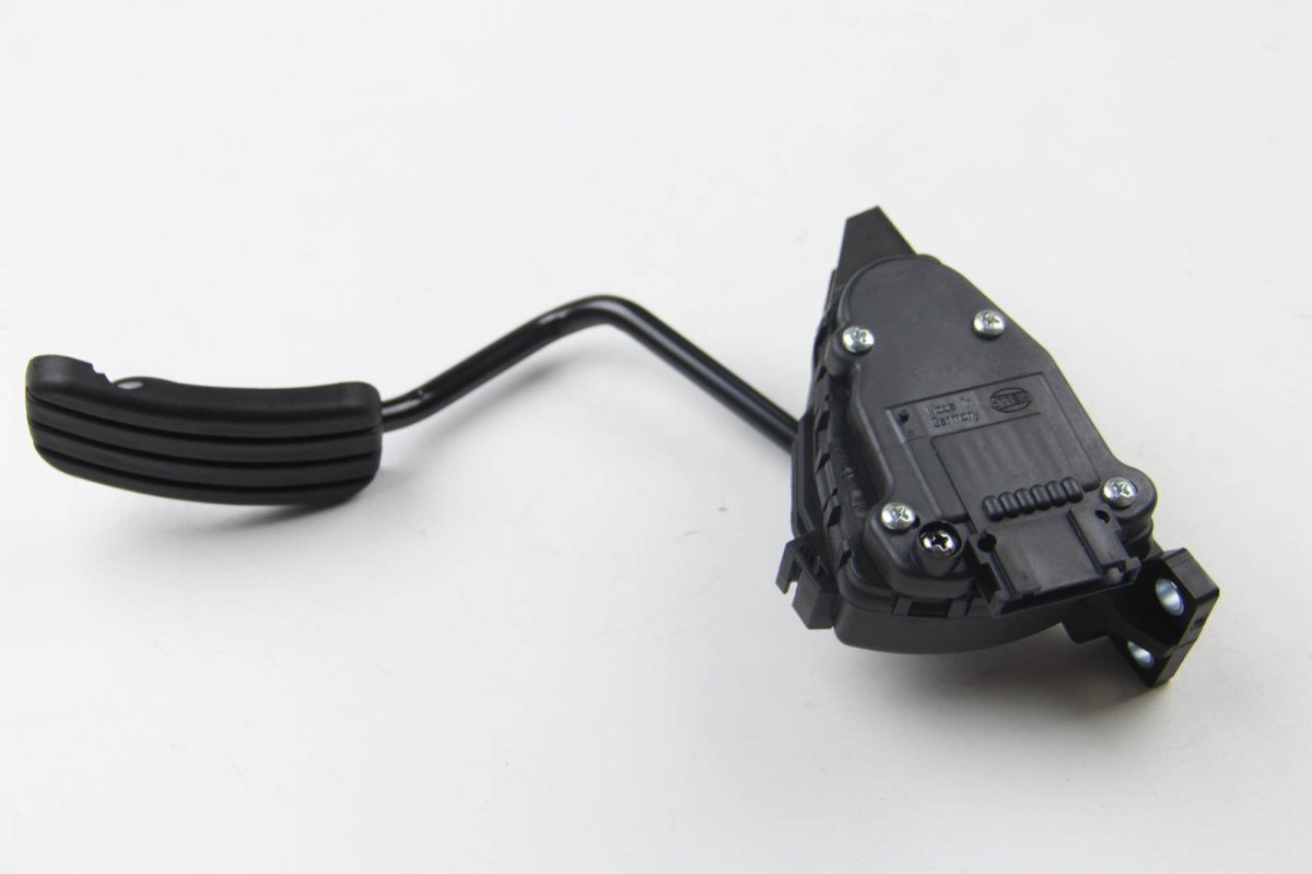 Потенциометр педали газа Рено