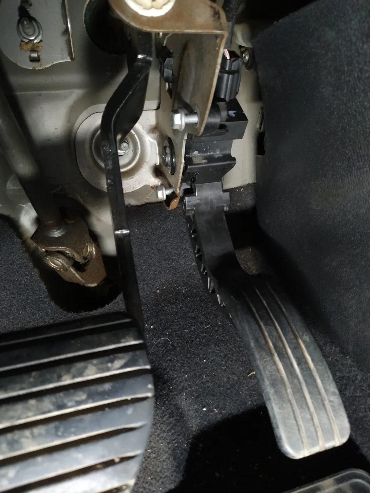 Датчик педали газа Рено Меган 2