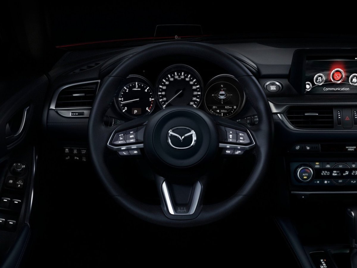 Mazda 6 2012 салон