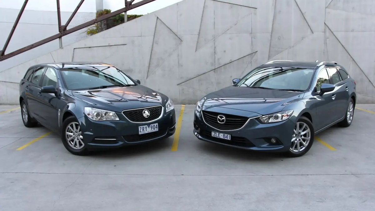 Mazda 3 vs Mazda 6 2006