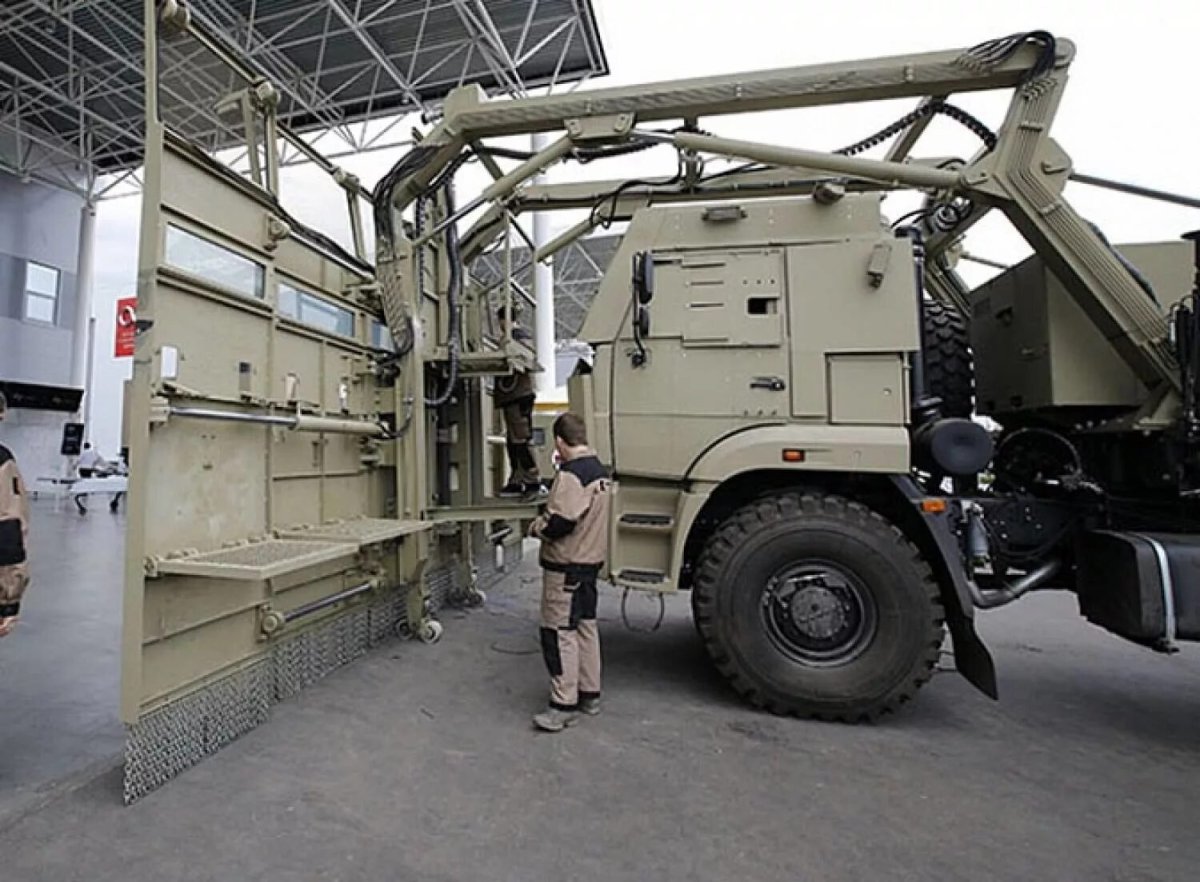 КАМАЗ щит Калашников