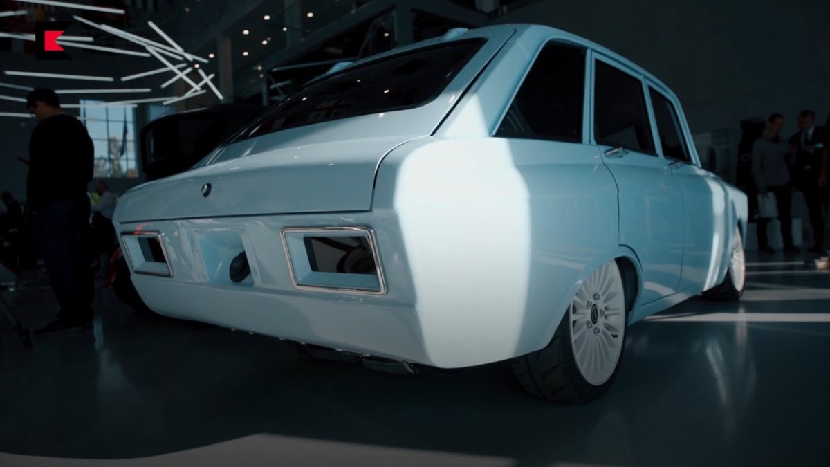 ИЖ Комби электрокар