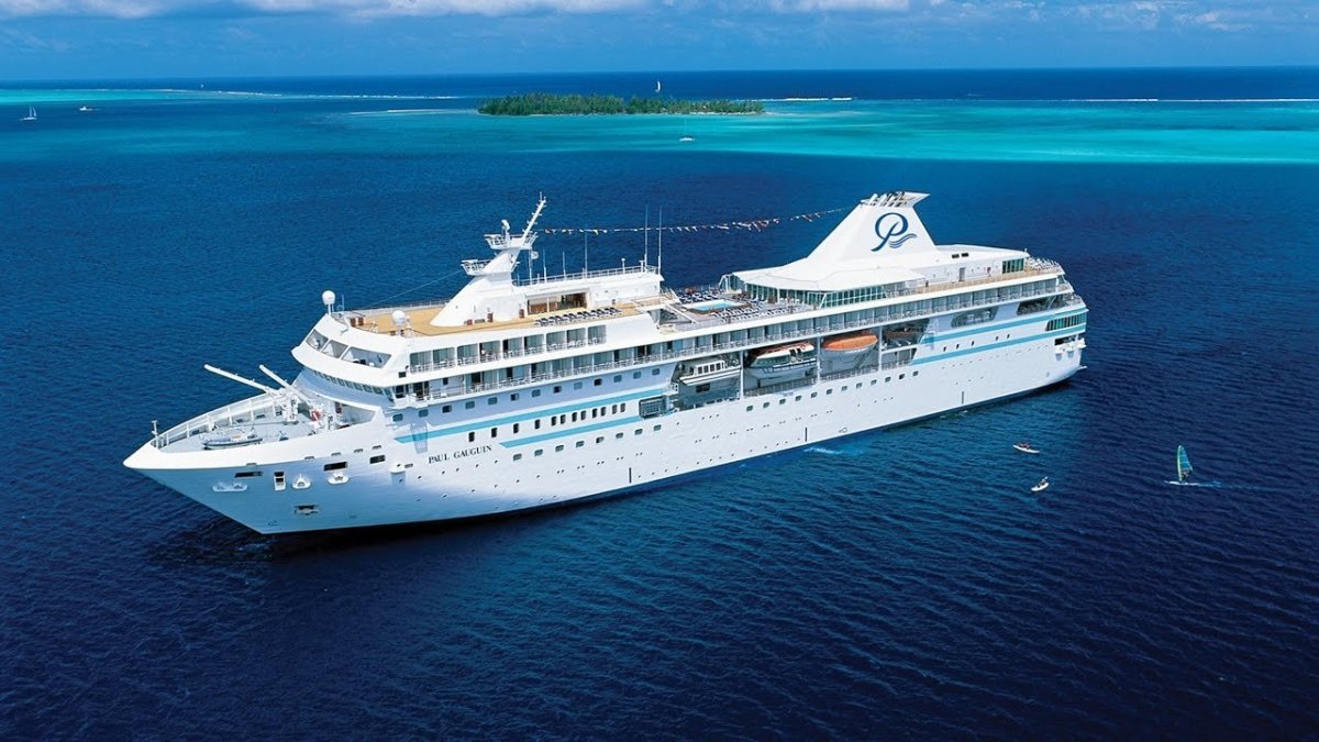 Круизный лайнер Paul