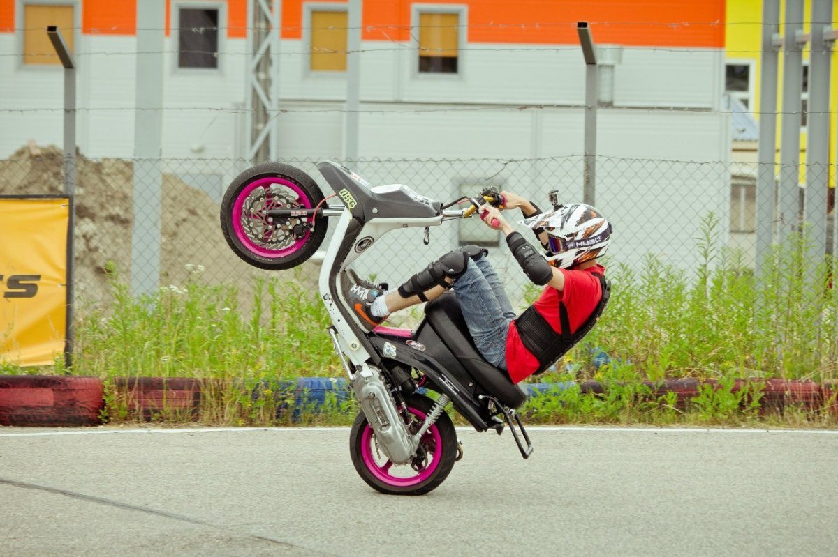 Yamaha BWS под стант