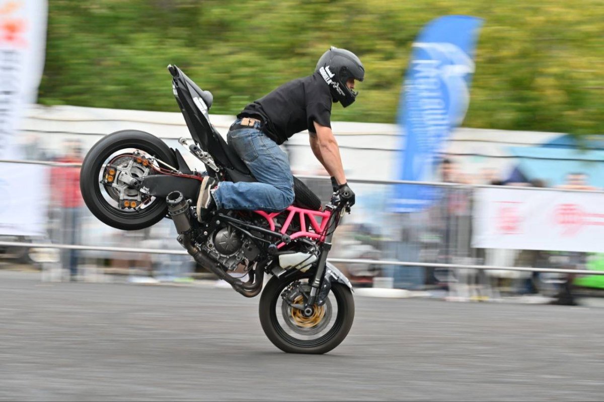 Скутер для стантрайдинга