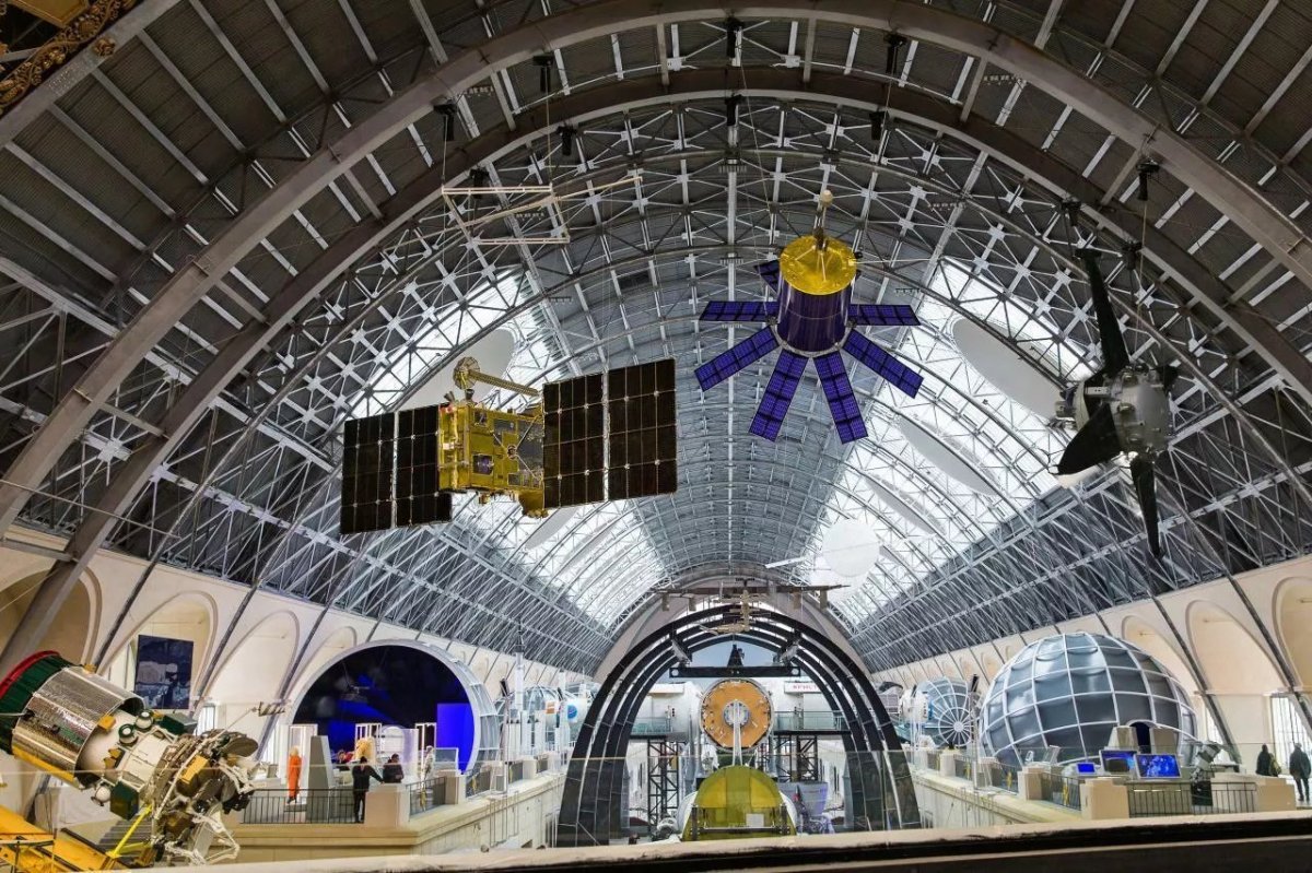 Москва ВДНХ павильон космос