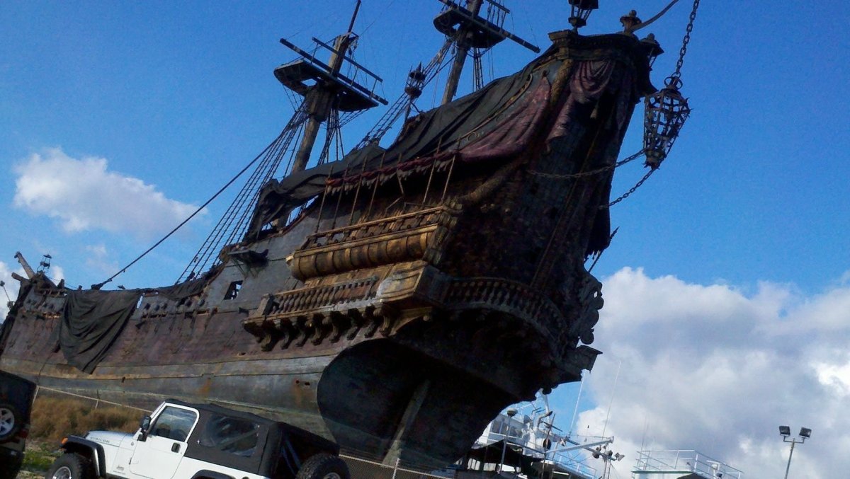 Месть королевы Анны корабль