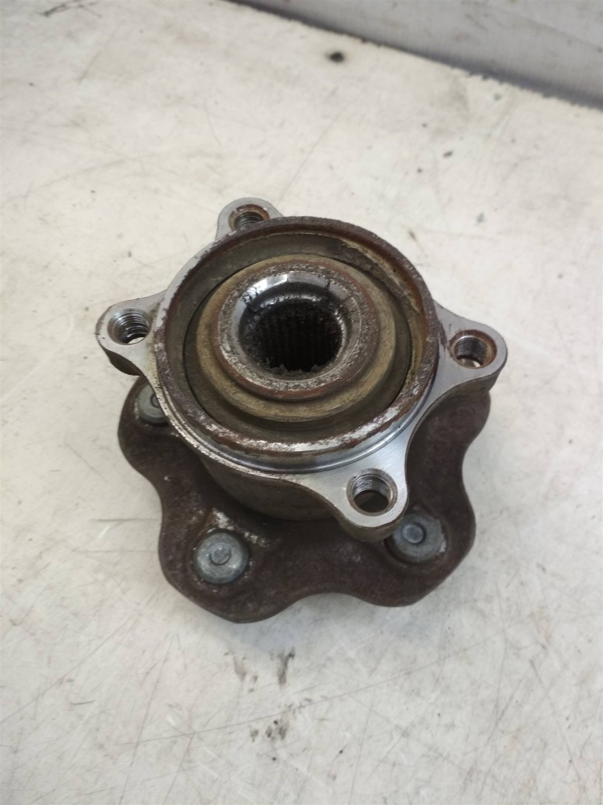 Ступица Nissan x-Trail t31