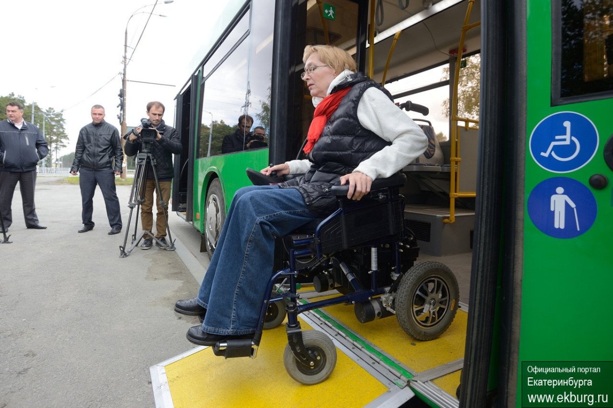 Форд Транзит для инвалидов колясочников