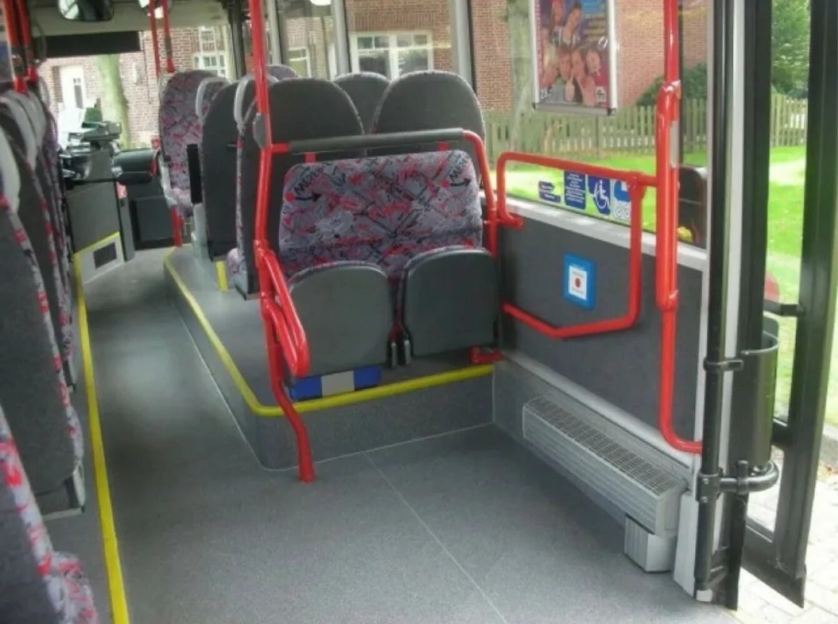 Места для инвалидов в автобусе