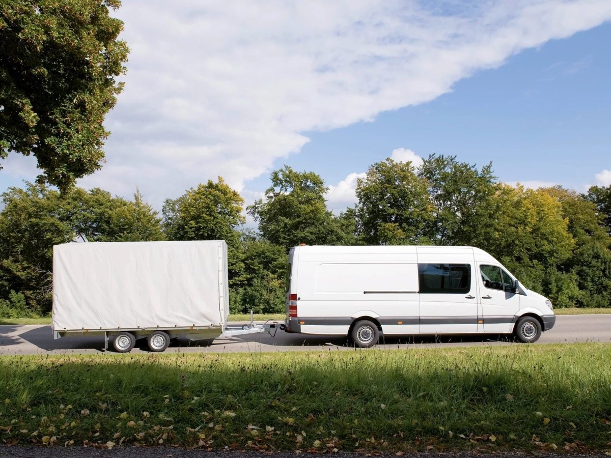 Mercedes-Benz Sprinter прицепы