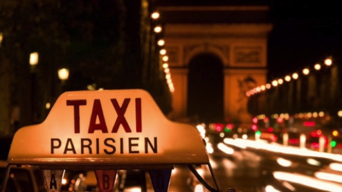 Машины такси в Париже