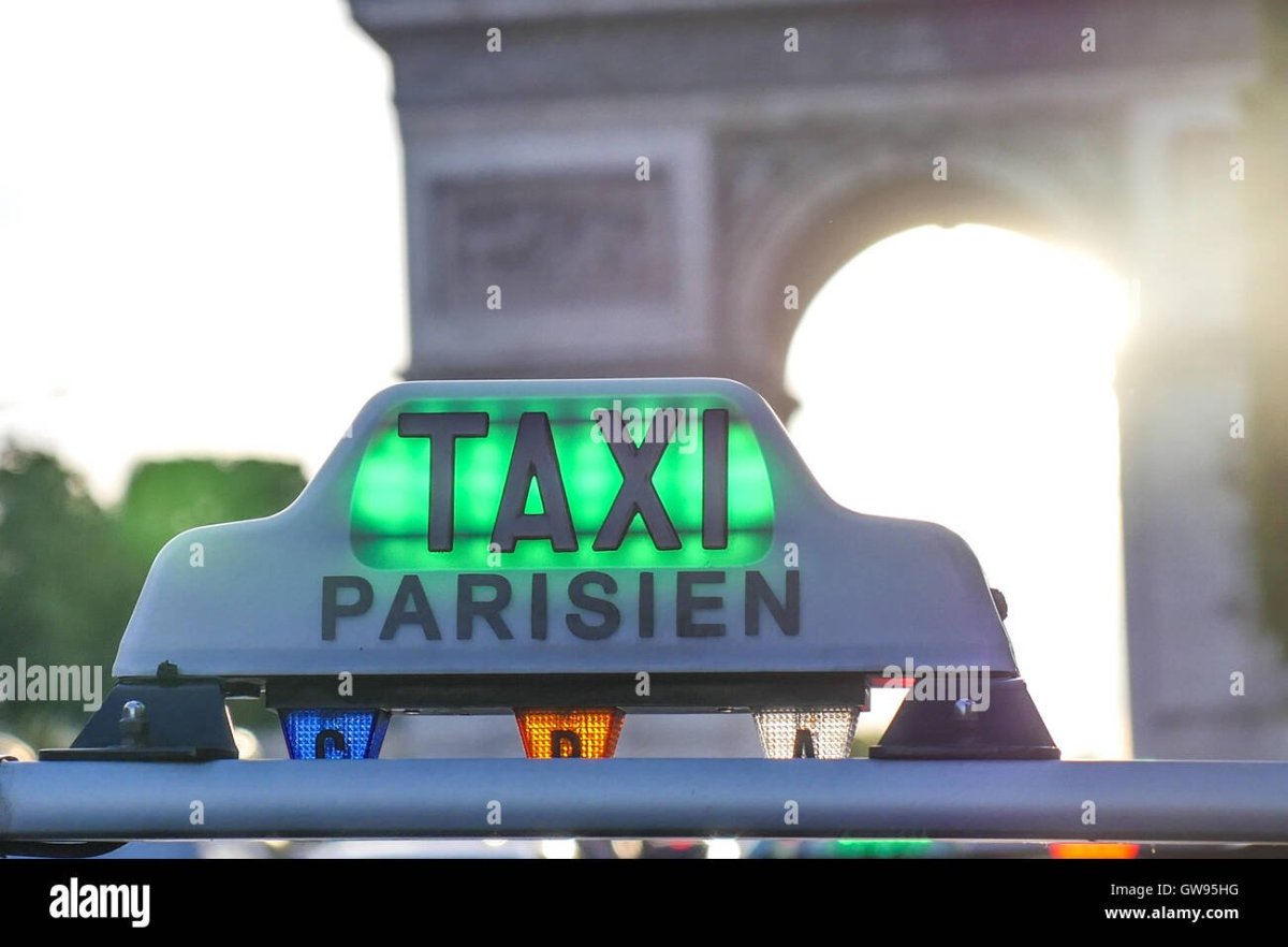 Конное такси в Париже 5