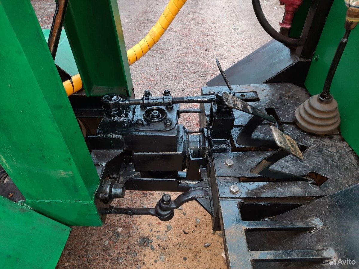 Мини погрузчик Авант 320