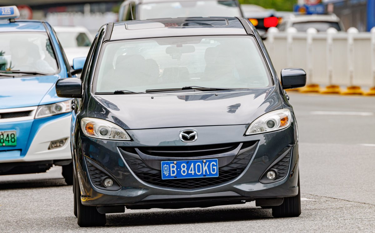 Хендай Солярис 2011 год гос номер