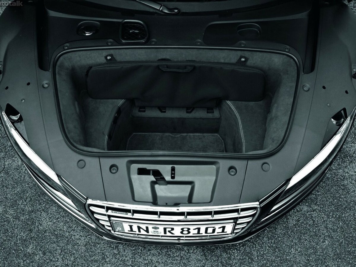 Ауди р8 багажник