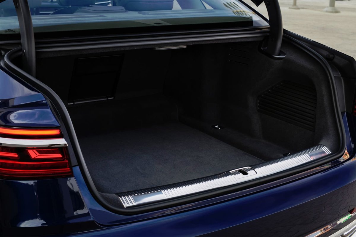 Ауди а8 багажник