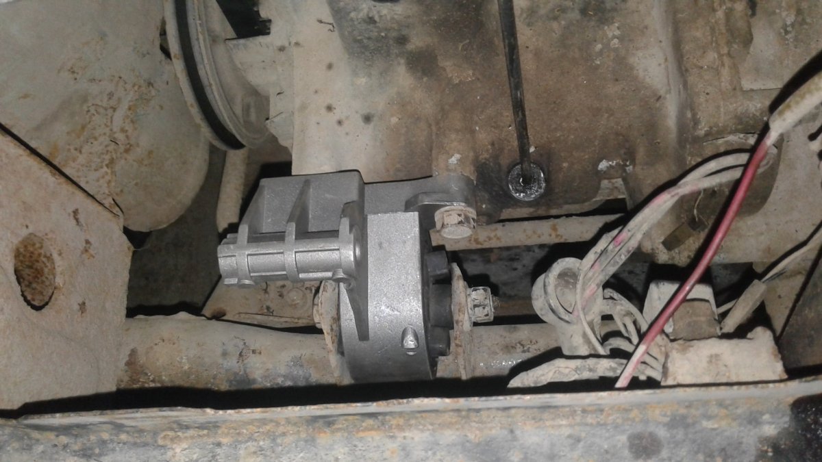 Подушка двигателя ВАЗ 11113