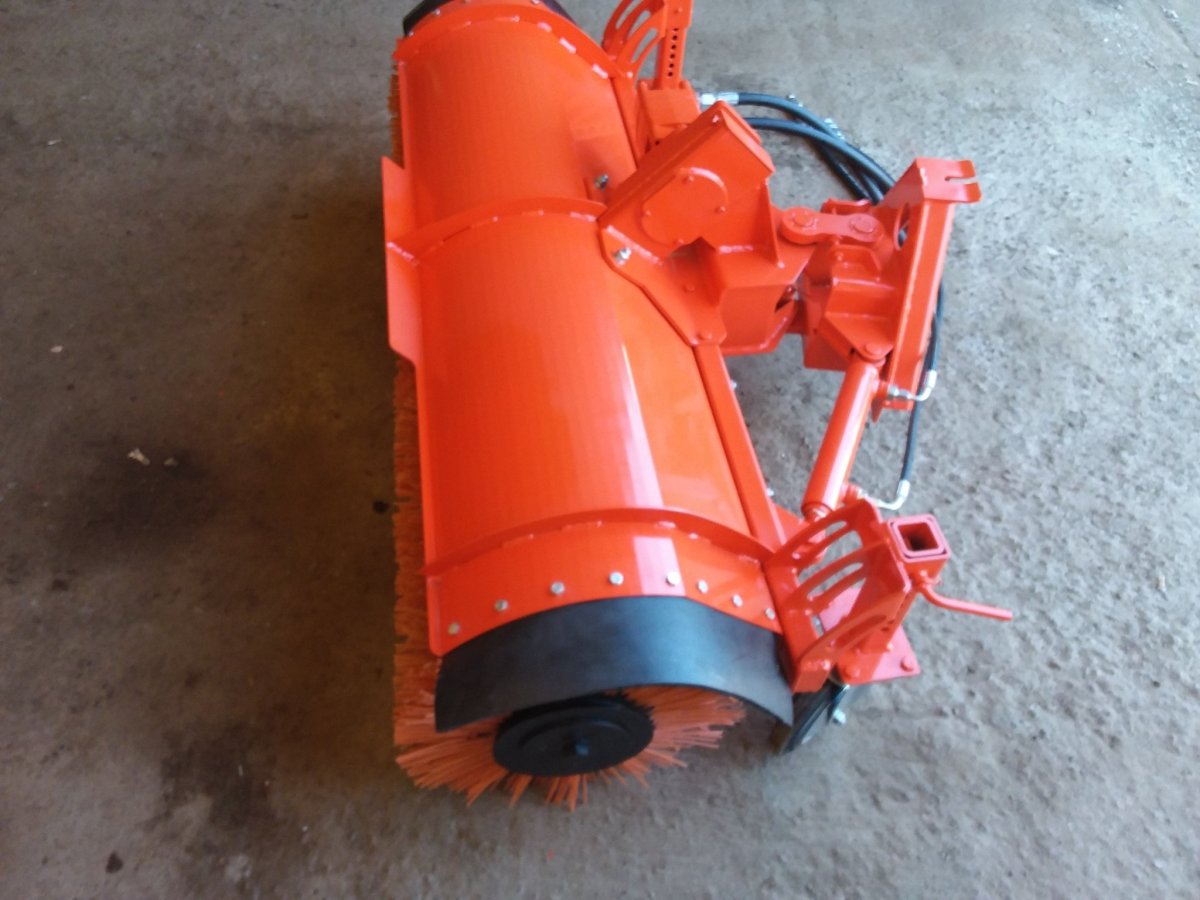 Щетка на Bucher CITYCAT 2020