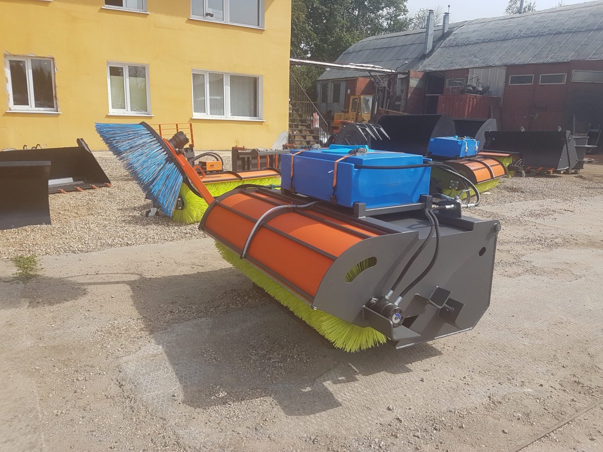 Щётка подметальная с бункером BRMB 1800