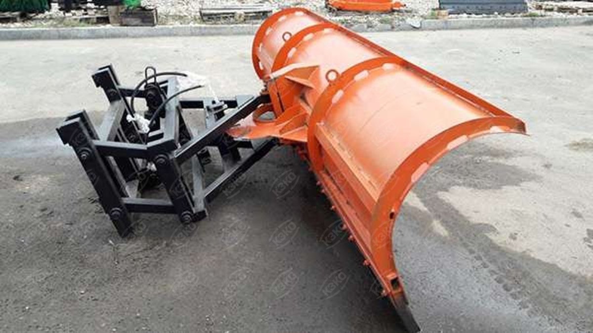 Коммунальный отвал КДМ