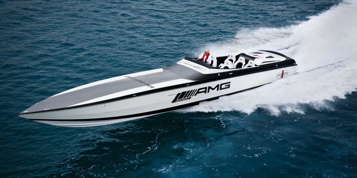 Катер cigarette AMG