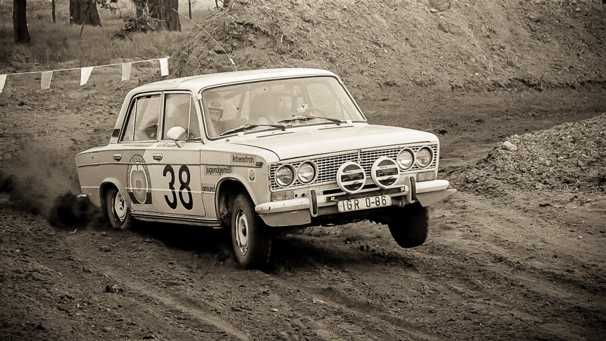 ВАЗ 2106 раллийная СССР