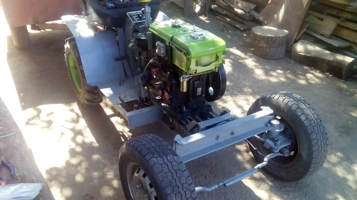 Минитрактор из мотоблока ЗУБР 4х4