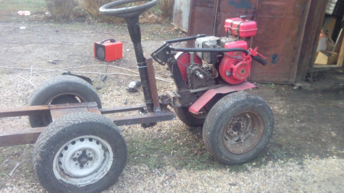 Трактор переломка