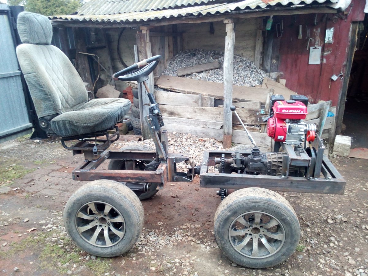 Трактор переломка 4х4