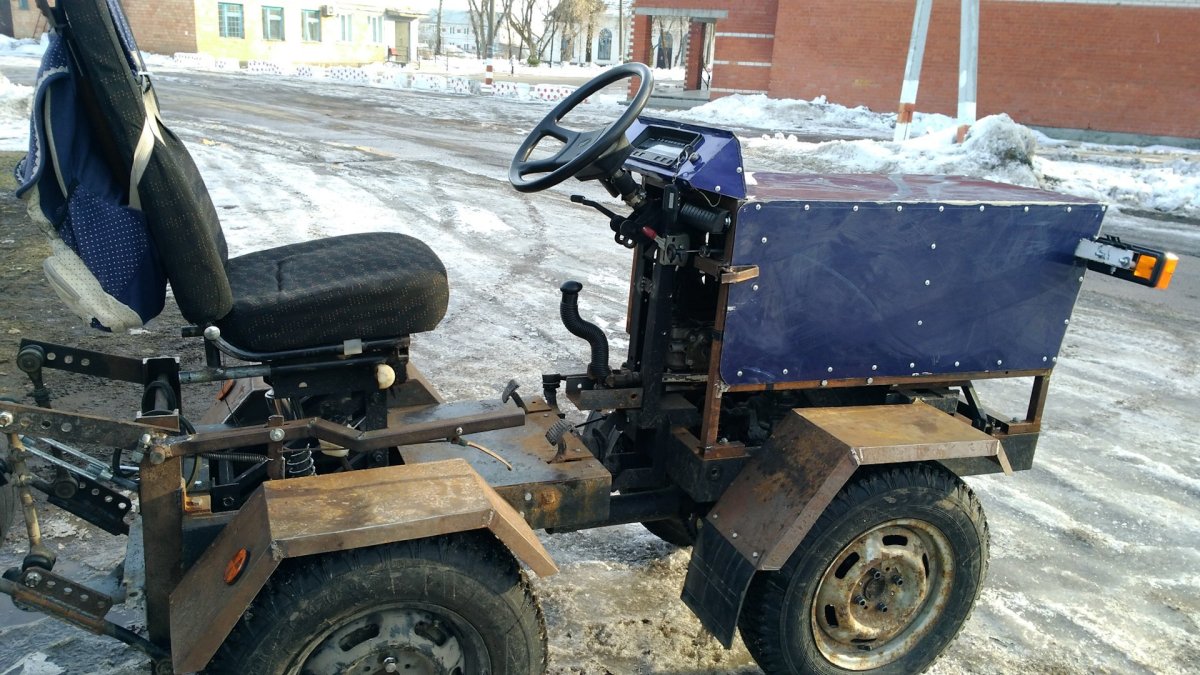 Трактор переломка ВТЗ