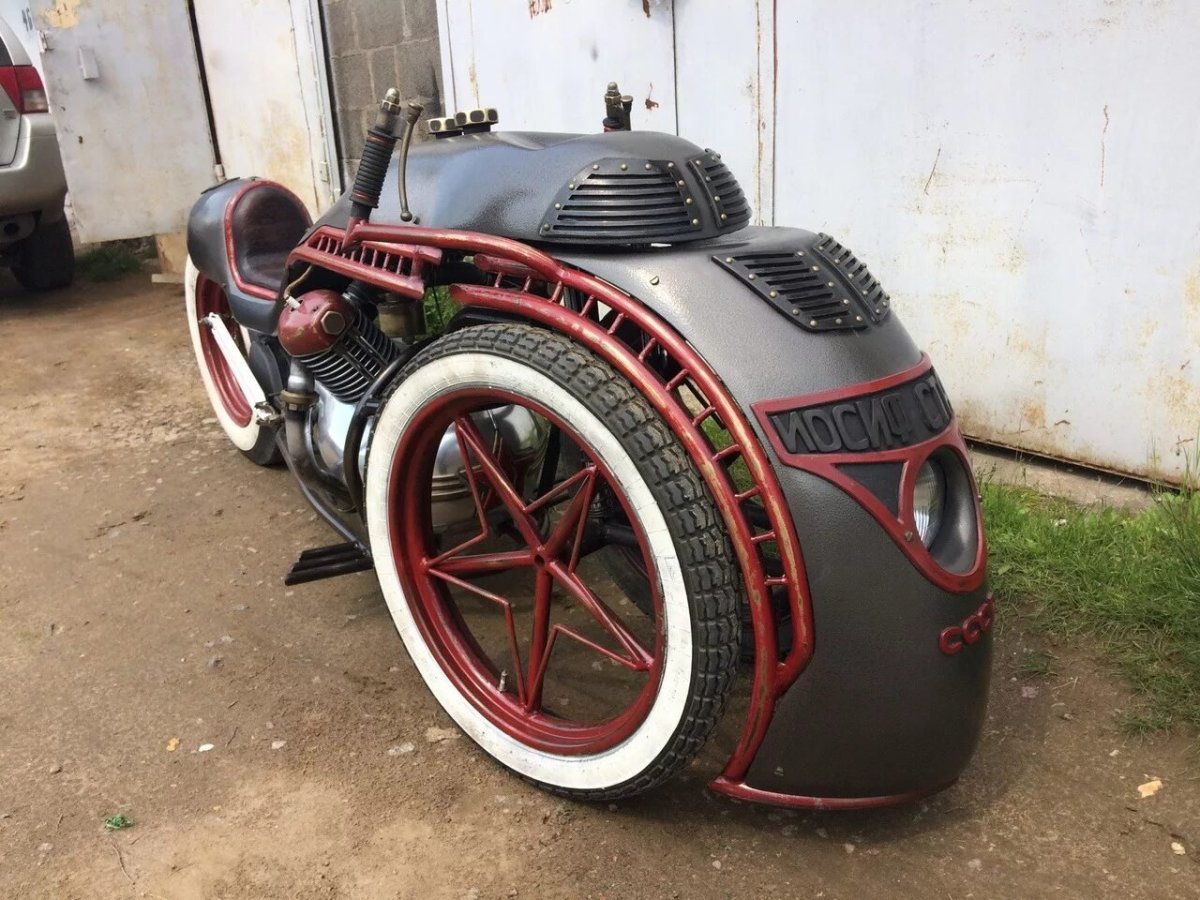 Стимпанк мотоцикл Иосиф Сталин