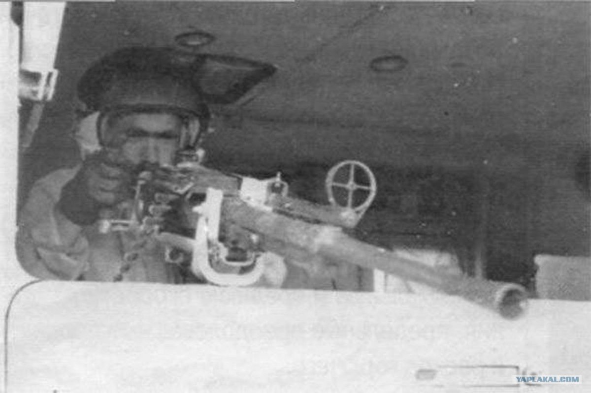 Борттехник вертолета ми 8