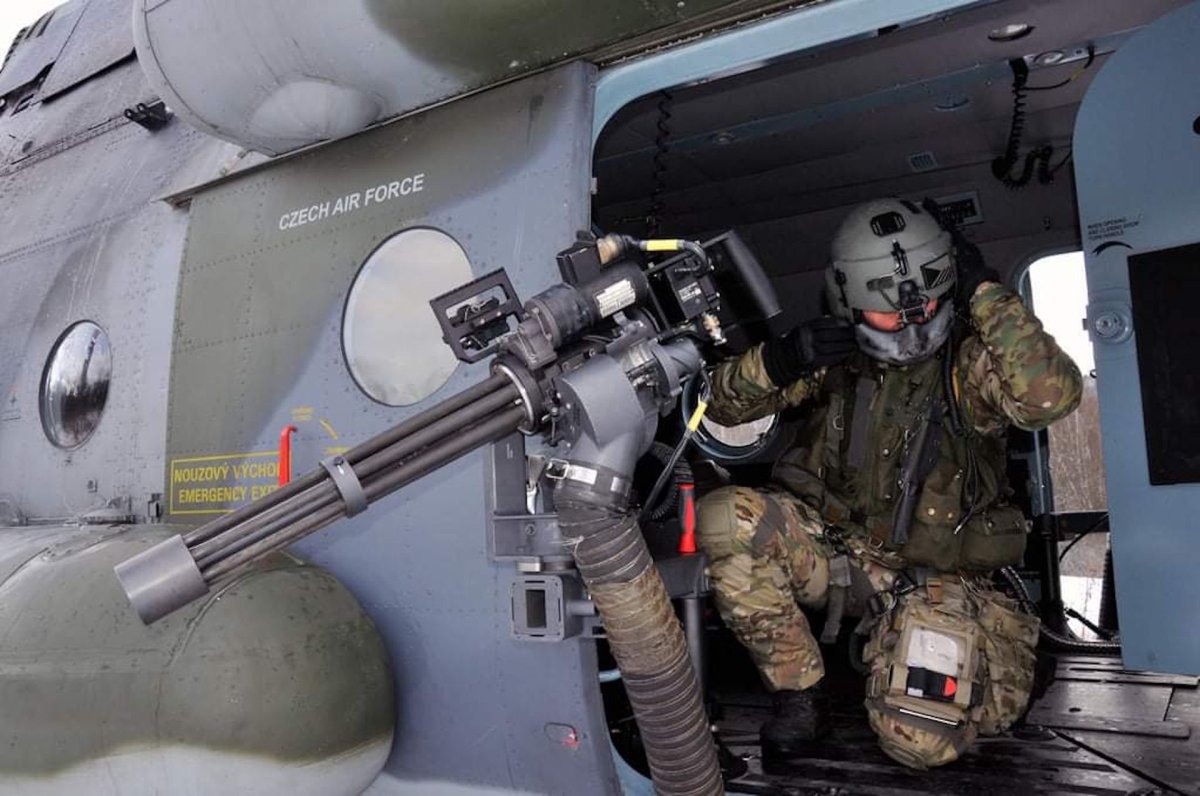 Пулемет на вертолете ми 24